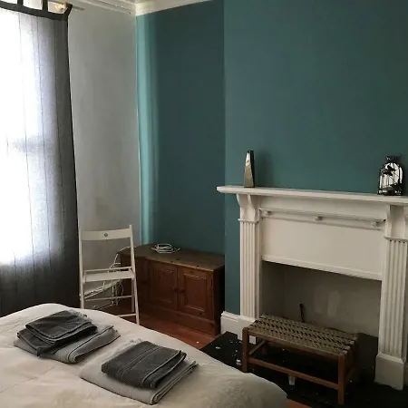 2 Bed Garden Flat * Bristol