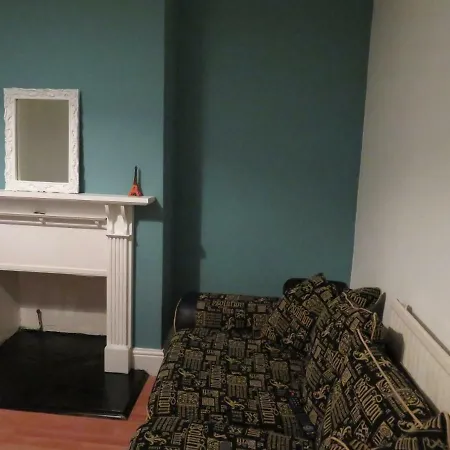 Apartamento 2 Bed Garden Flat *